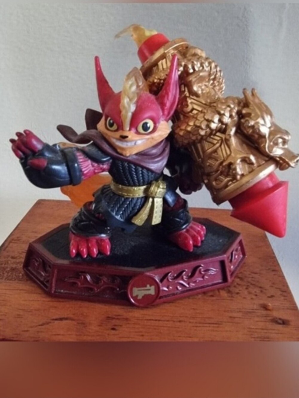 Skylanders Imaginators Flare Wolf Master Sensei Activision